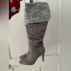 Suede leather boots